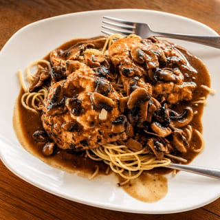 1/2 Chicken Marsala